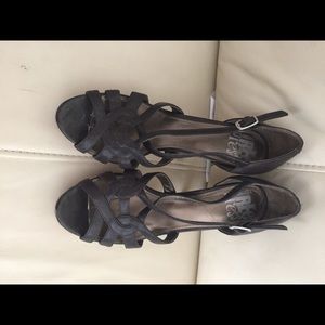 Brown heels. Leather